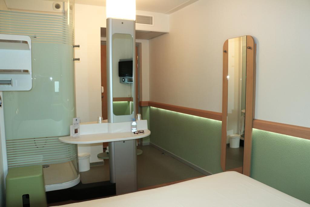 Ibis Budget Castelnaudary - A61 Oda fotoğraf