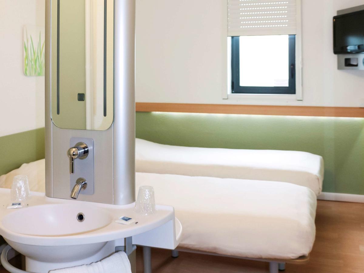Ibis Budget Castelnaudary - A61 Dış mekan fotoğraf